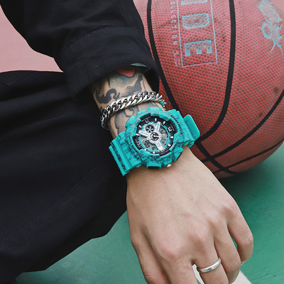 Pánske elektronické hodinky so silikónovým remienkom