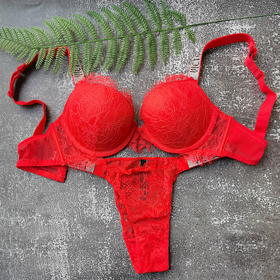 Naujas 2 dalių bikinių rinkinys raidėmis Sexy Bras Kalnų krištolas apatinis trikotažas Moteriški rinkiniai Rožinis Patogus Push Up Didelio dydžio liemenėlės kelnaičių apatinio trikotažo rinkinys