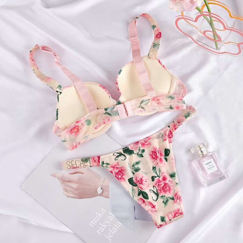 Naujas 2 dalių bikinių rinkinys raidėmis Sexy Bras Kalnų krištolas apatinis trikotažas Moteriški rinkiniai Rožinis Patogus Push Up Didelio dydžio liemenėlės kelnaičių apatinio trikotažo rinkinys