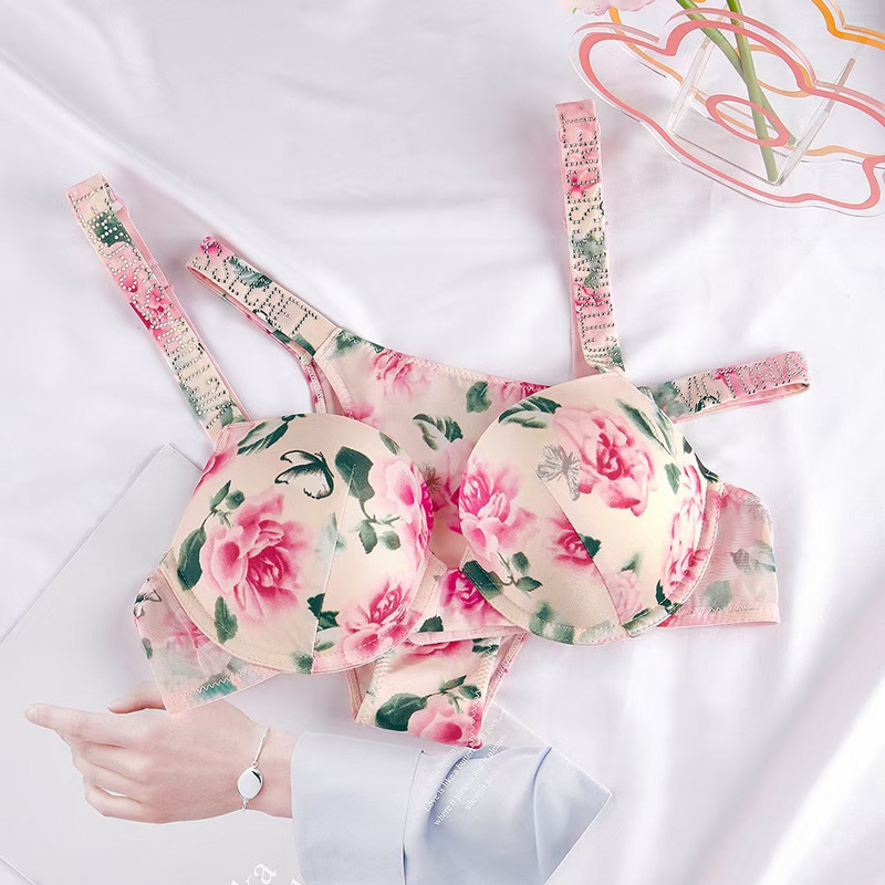 Naujas 2 dalių bikinių rinkinys raidėmis Sexy Bras Kalnų krištolas apatinis trikotažas Moteriški rinkiniai Rožinis Patogus Push Up Didelio dydžio liemenėlės kelnaičių apatinio trikotažo rinkinys