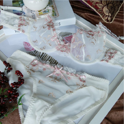 Exquisite hímzés Lotus Pink Ultra-vékony szexi nagy méretű fehérnemű női csipke átlátszó kényelmes melltartó