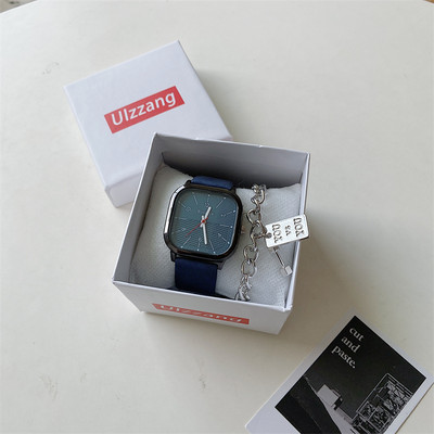 Retro stílusú férfi karóra négyzet alakú számlappal