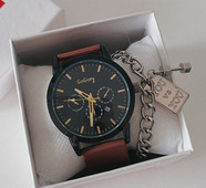 Vyriškas laisvalaikio laikrodis iš eko odos su metaliniu elementu