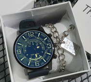 Vyriškas retro laikrodis su silikonine apyranke