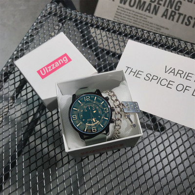 Vyriškas retro laikrodis su silikonine apyranke