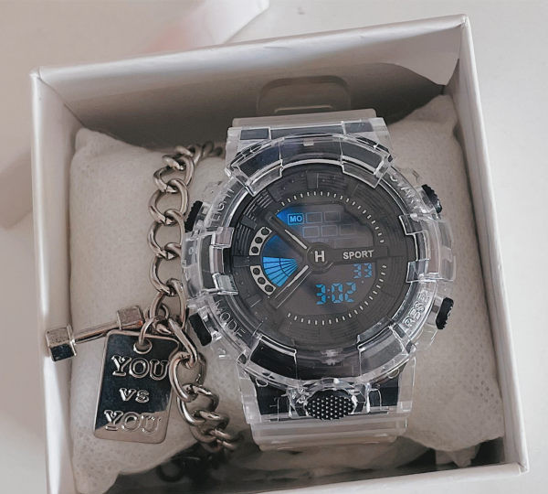 Vyriškas laikrodis - su guminiu dirželiu