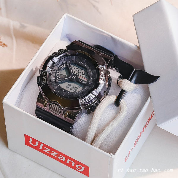 Meeste kummist käekell elektroonilise ekraaniga