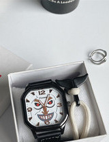 Uus mudel, ruudukujuline meeste käekell