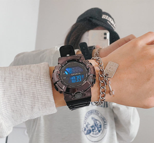 Férfi elektronikus óra gumi szíjjal