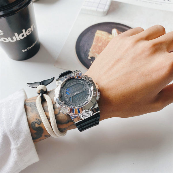 Jauna modeļa elektroniskais pulkstenis ar gumijas siksniņu vīriešiem