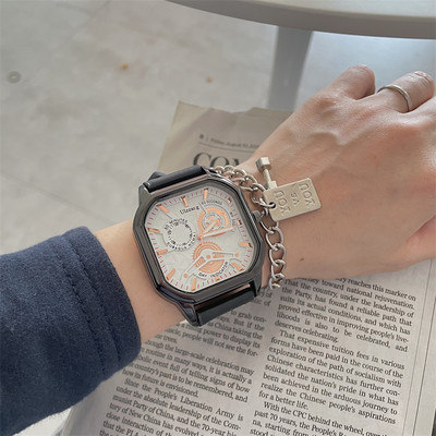 Modern férfi karóra öko bőr szíjjal