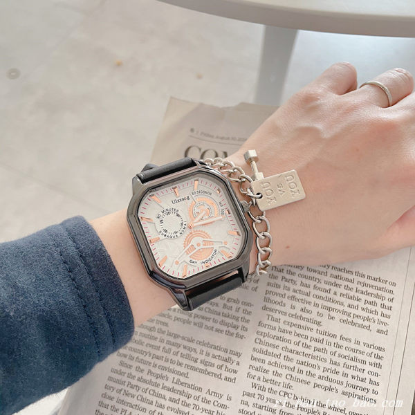 Modern férfi karóra öko bőr szíjjal