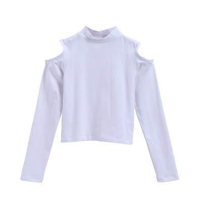 Uut mudelit paljaste õlgadega naiste pluus