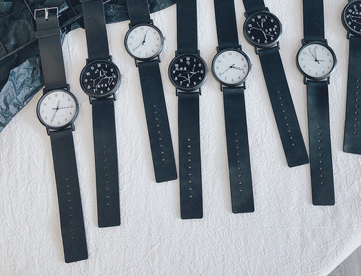 Meeste ümmargune mehaaniline käekell