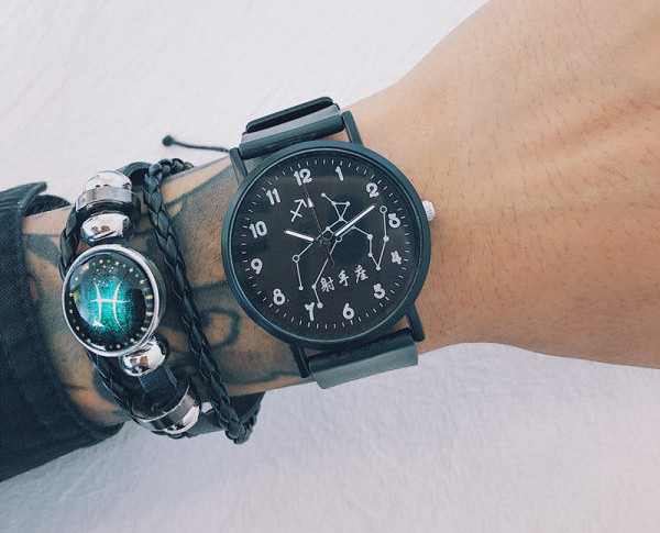 Meeste ümmargune mehaaniline käekell