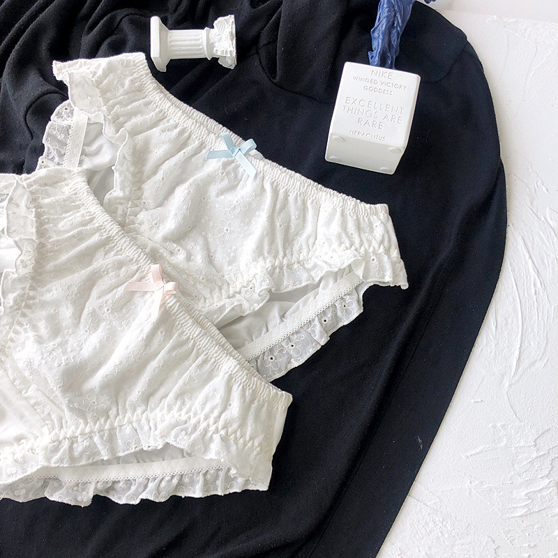 „Wriufred“ vintage medvilnės be vielos vamzdžio viršutinės liemenėlės rinkinys Patogus prašmatnus apatinis trikotažas „Fying Lace Side“ Didelio dydžio apatinio trikotažo trumpų rinkiniai