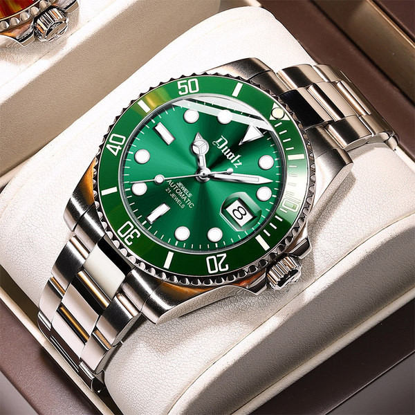 Vyriškas mechaninis laikrodis su nerūdijančio plieno dirželiais