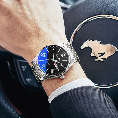 Naujo modelio vyriškas laikrodis su metaline apyranke