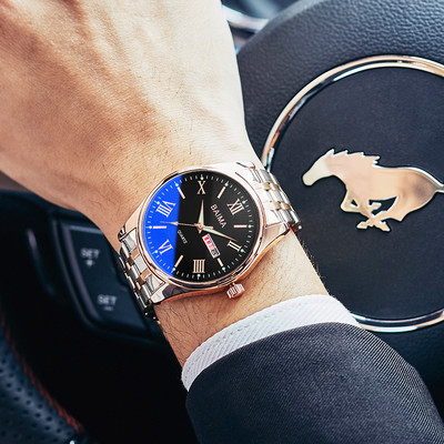 Naujo modelio vyriškas laikrodis su metaline apyranke