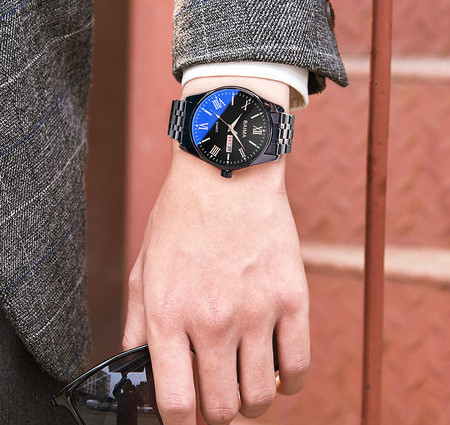 Naujo modelio vyriškas laikrodis su metaline apyranke