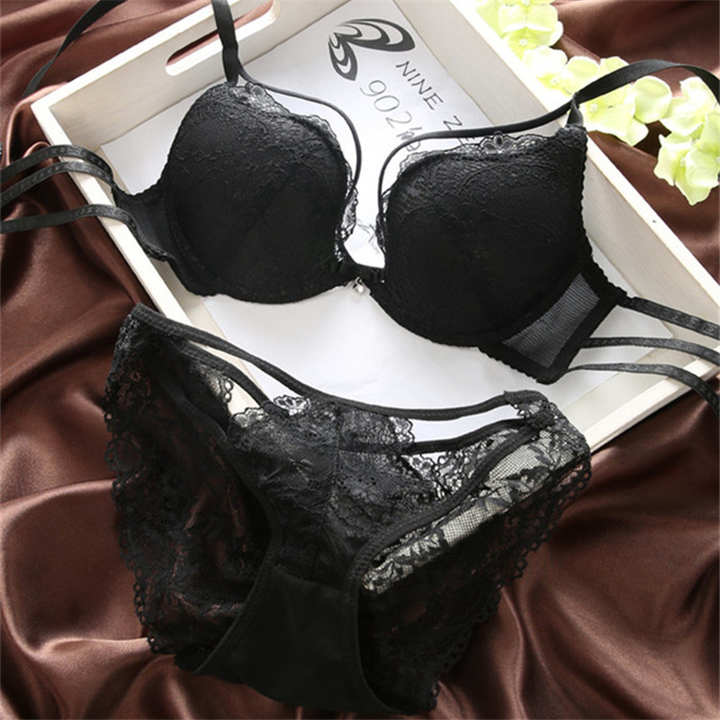 Nyári női szexi melltartó szettek Csipkés melltartók nyitott lábszár bugyi Átlátszó pántos fehérnemű női melltartó fehérnemű szett