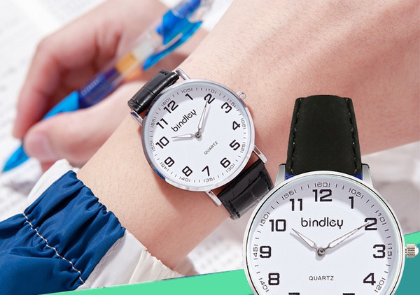 Vyriškas kelių spalvų laikrodis su odiniu dirželiu