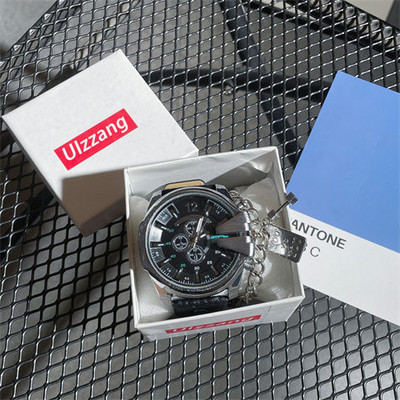 Paprastas vyriškas laikrodis su odiniu dirželiu