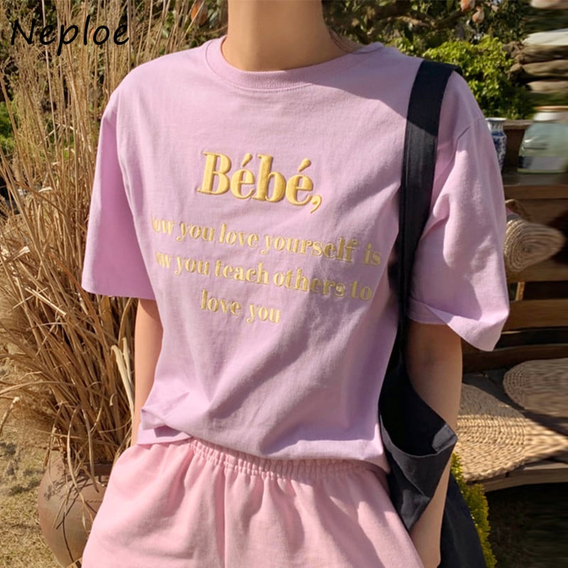 „Neploe O Neck“ megztinis trumpomis rankovėmis marškinėliai su raidėmis, laisvi marškinėliai, vasara 2022 m. Nauji medvilniniai moteriški marškinėliai, daugiaspalviai