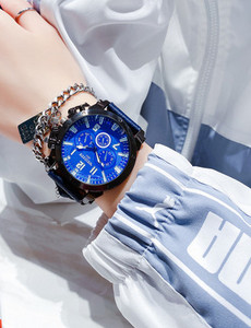 Naujo modelio vandeniui atsparus vyriškas laikrodis