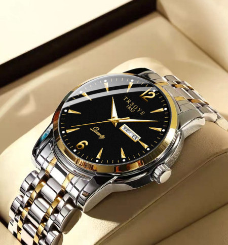 Elegáns, rozsdamentes acél férfi karóra