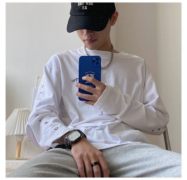 Férfi karóra négyzet alakú számlappal