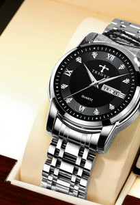 Világító férfi karóra ezüst és arany színben