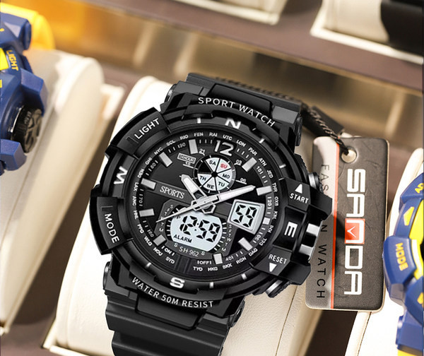 Paprastas vyriškas laikrodis su kalendoriumi ir žadintuvu