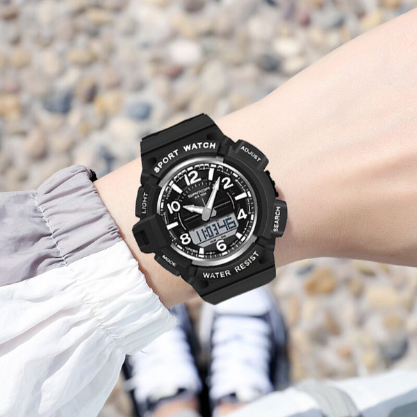 Gumi sportóra világító mutatókkal