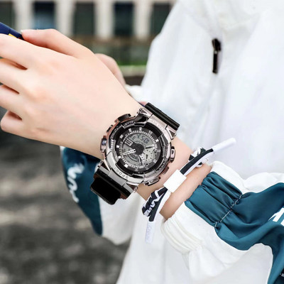 Vízálló férfi karóra bőr szíjjal új modell