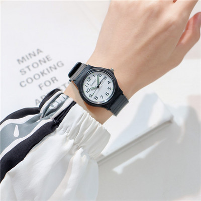 Naujo modelio vyriškas mechaninis laikrodis su odiniu dirželiu