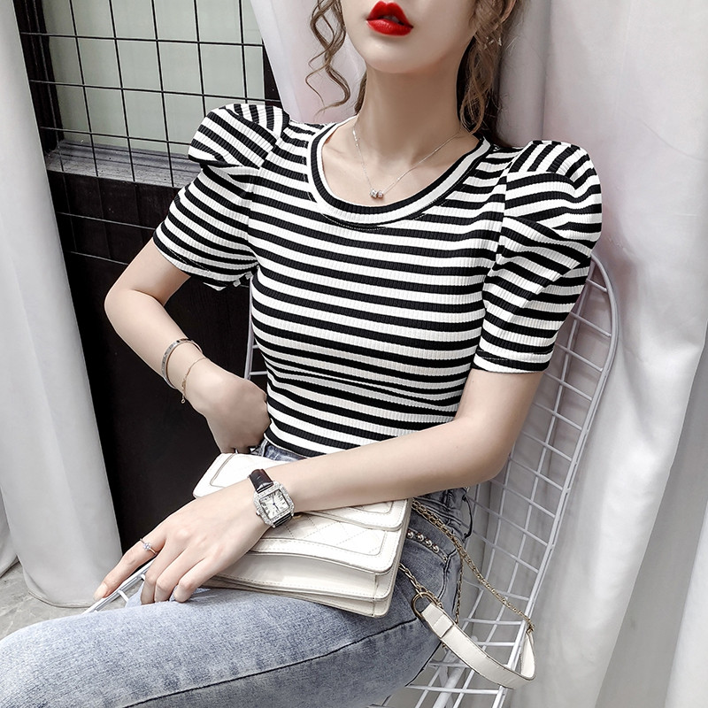 2021 m. vasaros mergaičių marškinėliai O formos iškirpte Viršutiniai moteriški ploni trumpomis pūstomis rankovėmis vintažiniai dryžuoti marškinėliai, moteriški