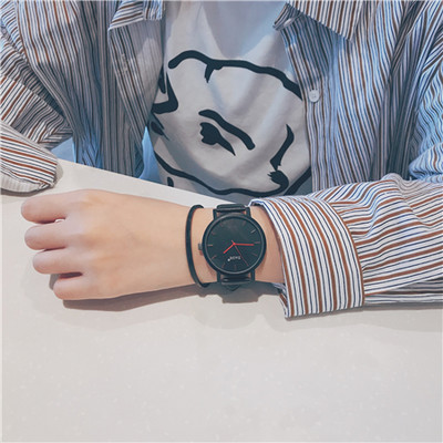 Modernus vyriškas laikrodis su eko odos apyranke