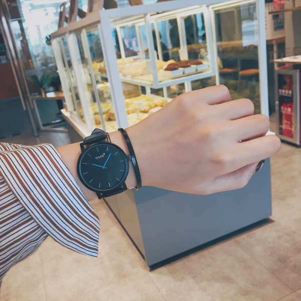 Modernus vyriškas laikrodis su eko odos apyranke