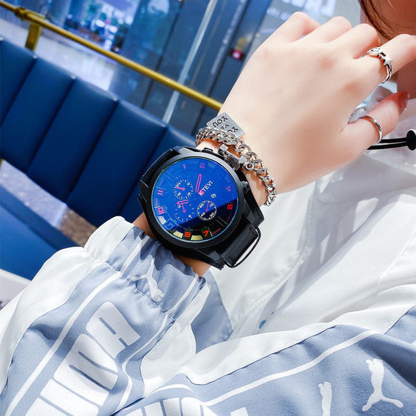 Vyriškas laikrodis su apvaliu ciferblatu ir ekologiškos odos apyranke