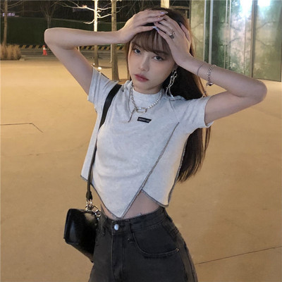 Marškinėliai ilgomis rankovėmis Moteriški marškinėliai, šypsena, plona, asimetrinė apkarpyta pavasario koledžo gatvės drabužių dizaino moteriška seksuali retro apranga