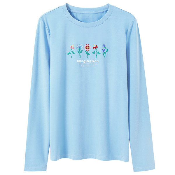 Moteriška palaidinė su ovalia iškirpte ir siuvinėjimu