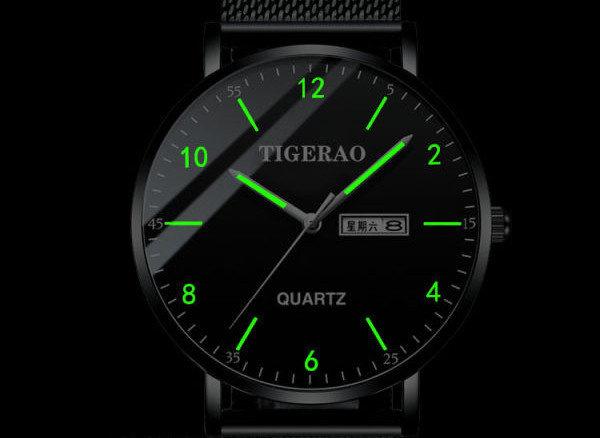 Мъжки часовник със светещи стрелки - два модела