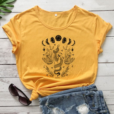 Mystical Moon With Snake póló Trendi Moon Phases Witch póló Camiseta Fashion Női Crescent Moon Grafikus felső póló