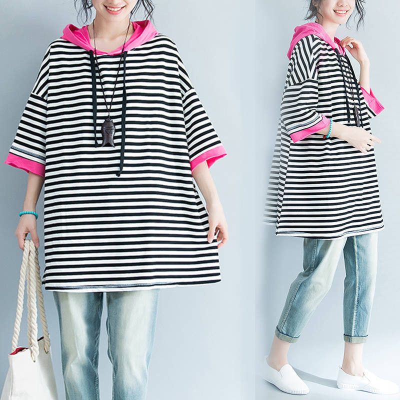 Marškinėliai Moteriški marškinėliai su gobtuvu, palaidi korėjietiški laisvalaikio marškinėliai trumpomis rankovėmis Moteriški marškinėliai su gobtuvu trumpomis rankovėmis