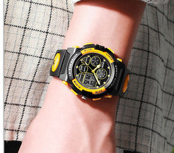 Férfi vízálló elektronikus óra