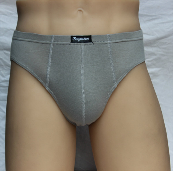 Vīriešu biksītes ir dažādās krāsās