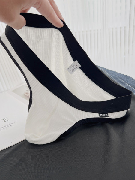 Dviejų dalių vyriškų kelnaičių komplektas žemu liemeniu