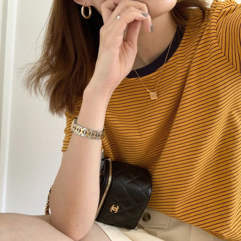 Női póló Csíkos puha O-nyakú Nyári Új Érkezés Bő, minden meccsre alkalmas felsők Rövid ujjú női utcai viselet Alkalmi divat Bf Ins