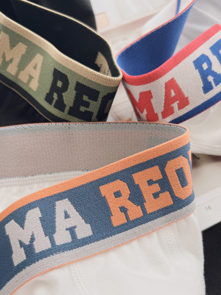 Vyriškos boksinės kelnaitės su plačia guma ir užrašu